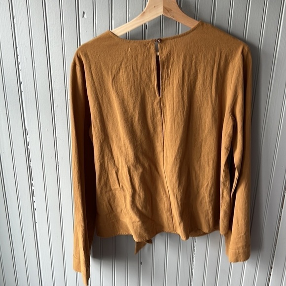 Very J Women’s Bell Tie Top - Small - Picture 2 of 7